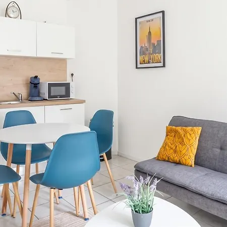 Apartment 35 M² - Entree Privee